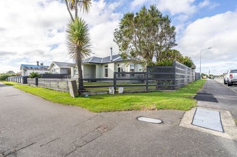 Photo of property in 645 Tay Street, Hawthorndale, Invercargill, 9810