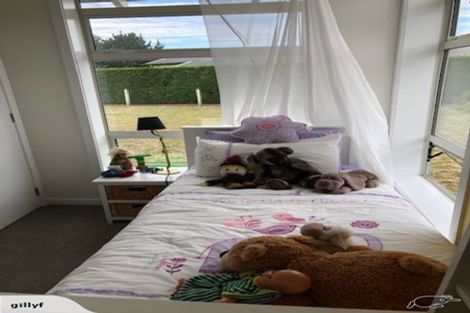 Photo of property in 29 Ferndale Drive, Waikanae, 5036