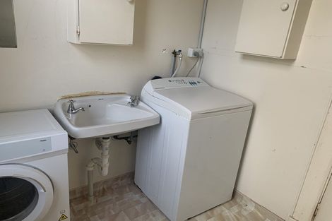 Photo of property in 8a Clermont Terrace, Kelburn, Wellington, 6012