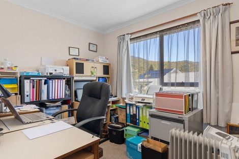 Photo of property in 296 Waikawa Road, Waikawa, Picton, 7220