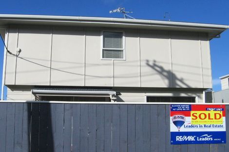Photo of property in 197a Queens Drive, Lyall Bay, Wellington, 6022