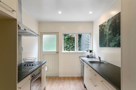 Photo of property in 3/25 Madras Street, Khandallah, Wellington, 6035