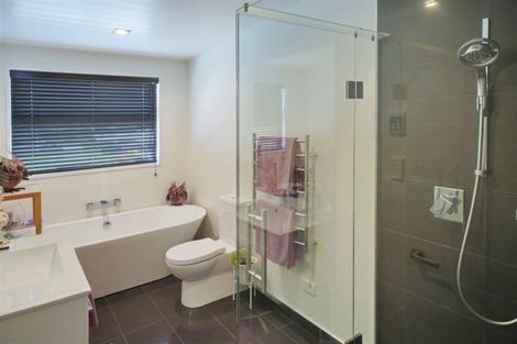 Photo of property in 1 Blackadder Road, Pegasus, 7612