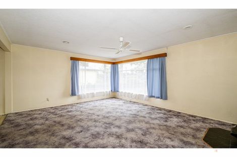 Photo of property in 1 Regent Street, Waimate, 7924