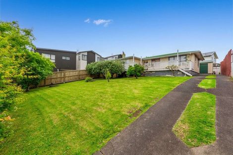 Photo of property in 33 Imrie Avenue, Mangere, Auckland, 2022