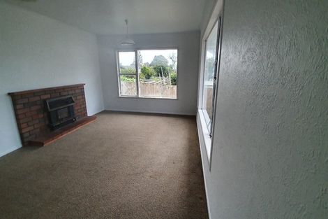 Photo of property in 1 Diana Drive, Glenfield, Auckland, 0629