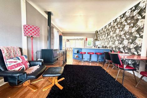 Photo of property in 14 Moana Street, Kaka Point, 9271