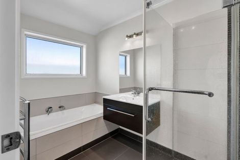 Photo of property in 112 Wills Road, Bell Block, New Plymouth, 4312