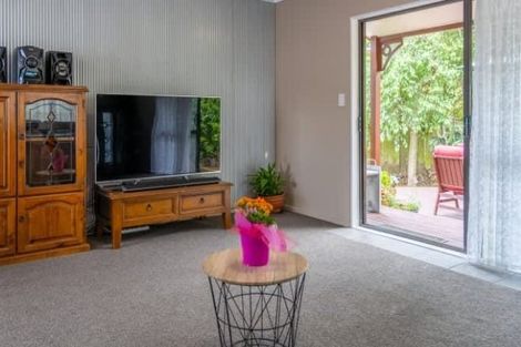 Photo of property in 115b Makarini Street, Paraparaumu, 5032