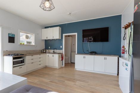 Photo of property in 30a Akitio Esplanade, Akitio, Pongaroa, 4991