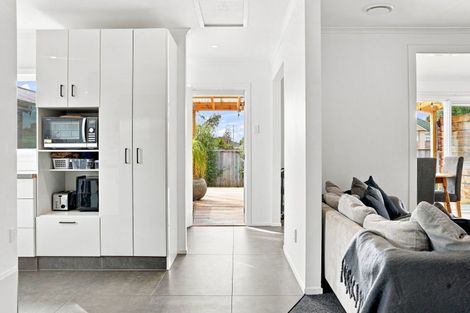 Photo of property in 12 Cumbrae Place, Aramoho, Whanganui, 4500