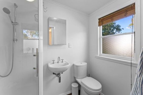 Photo of property in 37 Waimea Road, Waikanae Beach, Waikanae, 5036