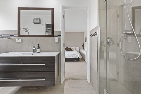 Photo of property in 6 Baronie Court, Half Moon Bay, Auckland, 2012