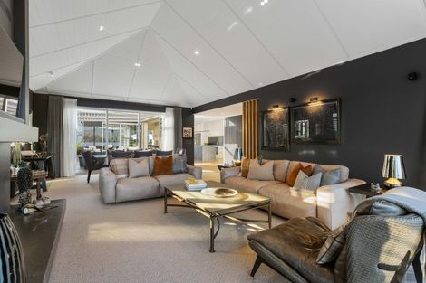 Photo of property in 140 Waterways Parade, Pauanui, Hikuai, 3579