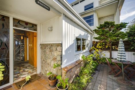 Photo of property in 619 Marine Parade, Napier South, Napier, 4110