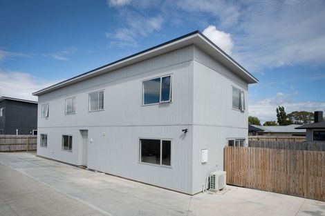 Photo of property in 15b Leeds Street, Milson, Palmerston North, 4414