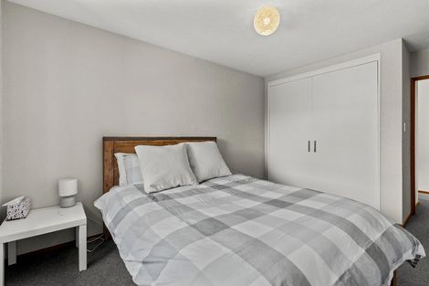 Photo of property in 1/8 Torvill And Dean Lane, Cashmere, Christchurch, 8022