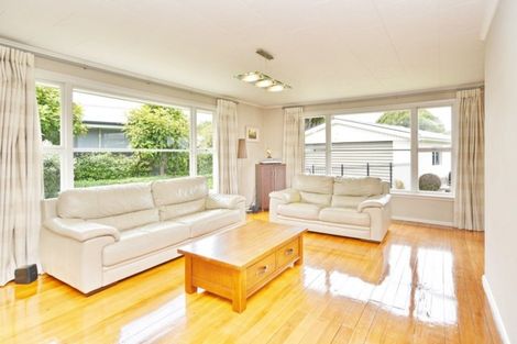 Photo of property in 30 Sevenoaks Drive, Bryndwr, Christchurch, 8053