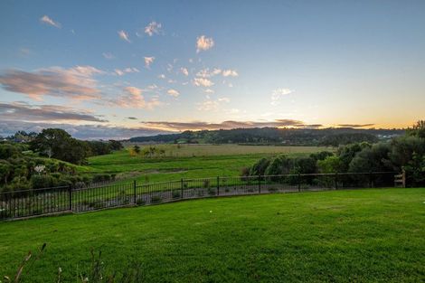 Photo of property in 14 Awatiro Drive, Kaukapakapa, 0871