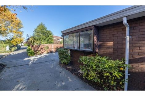 Photo of property in 2/9a Kingham Place, Avonhead, Christchurch, 8042