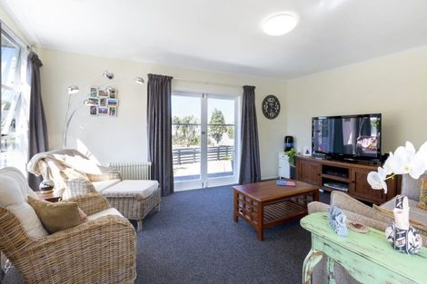 Photo of property in 2 Saint Johns Avenue, Tuakau, 2121