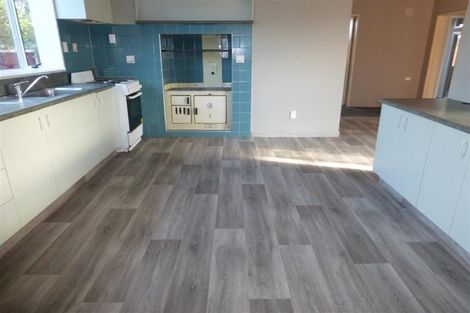 Photo of property in 25 Garvins Road, Hornby, Christchurch, 8042