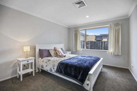 Photo of property in 22 Havana Gardens, Shirley, Christchurch, 8052