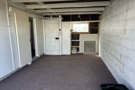 Photo of property in 2/204 Lyndon Road West, Hastings, 4122