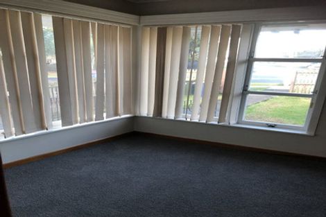 Photo of property in 4 Humphrey Kemp Avenue, Henderson, Auckland, 0612
