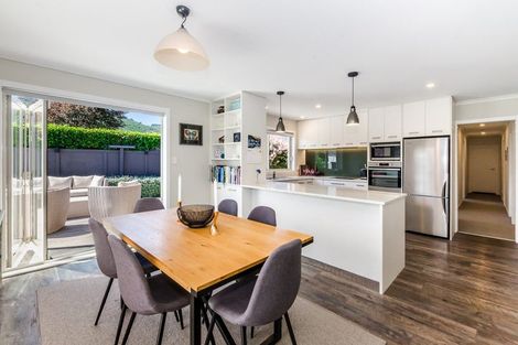 Photo of property in 44 Rewarewa Crescent, Waikanae, 5036