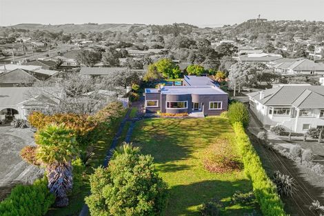 Photo of property in 156 Anzac Parade, Whanganui East, Whanganui, 4500