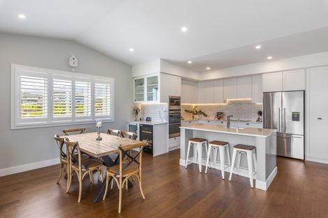 Photo of property in 7 Lamont Place, Waikanae, 5036