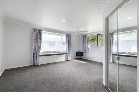 Photo of property in 10 Herald Way, Welcome Bay, Tauranga, 3112