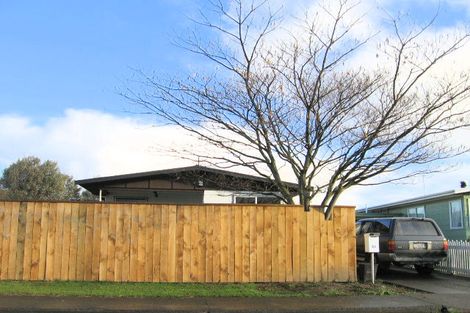 Photo of property in 2 Cartier Crescent, Flaxmere, Hastings, 4120