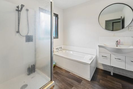 Photo of property in 8a Coulter Road, Owhata, Rotorua, 3010