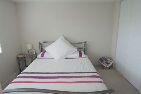 Photo of property in Shoal Haven Apartments, 207a/130 Anzac Street, Takapuna, Auckland, 0622
