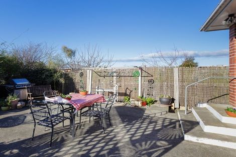 Photo of property in 1 Kennedy Crescent, Waimate, 7924