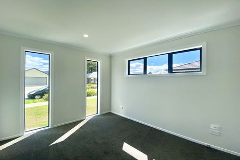 Photo of property in 29 Cynisca Crescent, Wallaceville, Upper Hutt, 5018