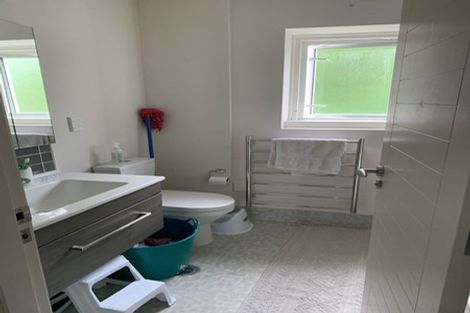 Photo of property in Fountain Court, 1/48c Oriental Parade, Oriental Bay, Wellington, 6011