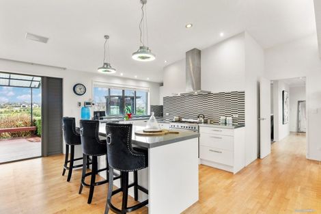 Photo of property in 17 William Andrew Road, Pukekohe, 2120