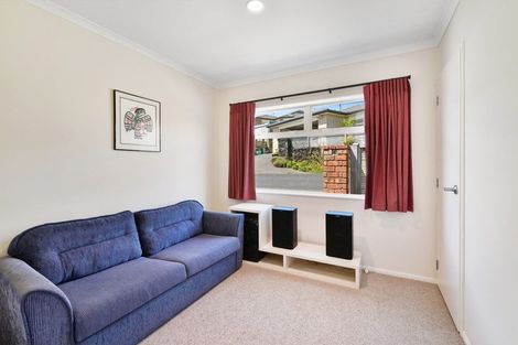 Photo of property in 38 Elan Place, Stanmore Bay, Whangaparaoa, 0932