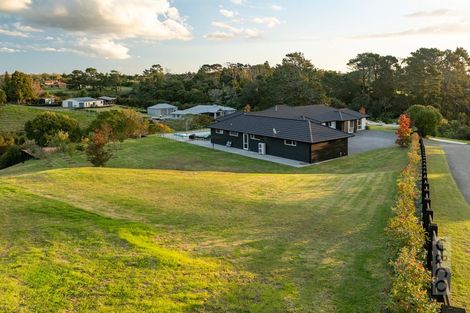 Photo of property in 43e Terry Smyth Drive, Kumeu, 0892