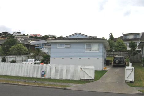 Photo of property in 88 West Harbour Drive, West Harbour, Auckland, 0618