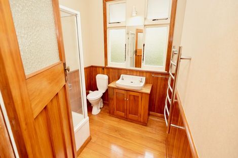 Photo of property in 16 Karamu Avenue, Takaro, Palmerston North, 4410