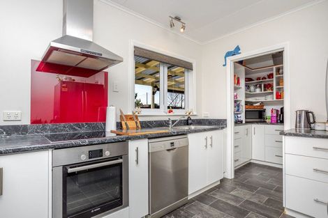 Photo of property in 41 Trafalgar Street, Dannevirke, 4930