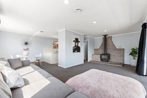 Photo of property in 13a Bishoprick Crescent, Te Puke, 3119