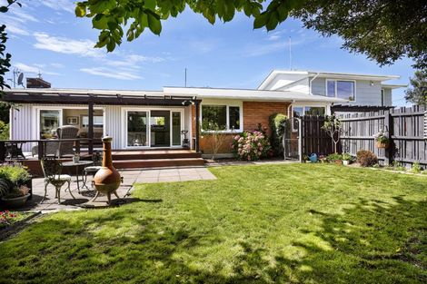 Photo of property in 240 Lake Terrace Road, Shirley, Christchurch, 8061