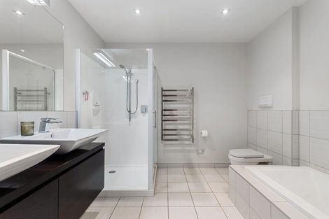 Photo of property in 118a Centaurus Road, Huntsbury, Christchurch, 8022