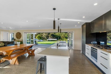 Photo of property in 6 Bridle Way, Hunua, Papakura, 2583