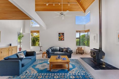 Photo of property in 3 Scorpio Place, Windsor Park, Auckland, 0632